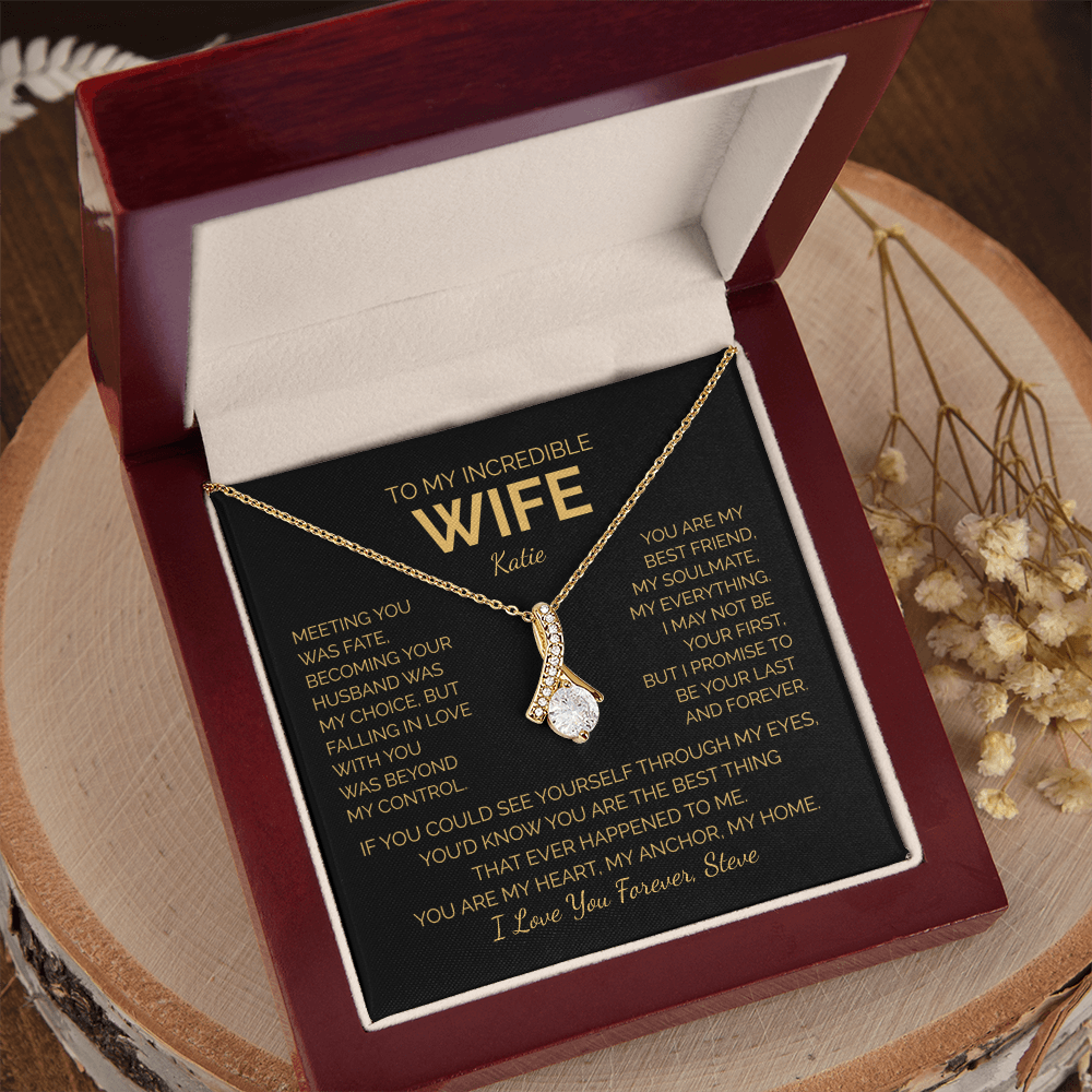 Personalized To My Wife Necklace - Romantic Gift Set (Black Card)