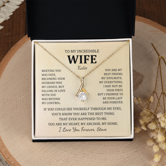 Personalized “To My Wife” Necklace – Romantic Gift Set (Beige Card)